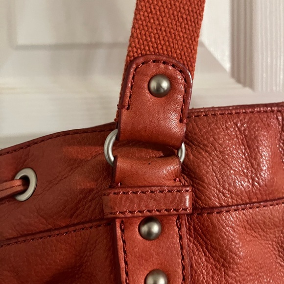 Fossil leather bag - Picture 2 of 9